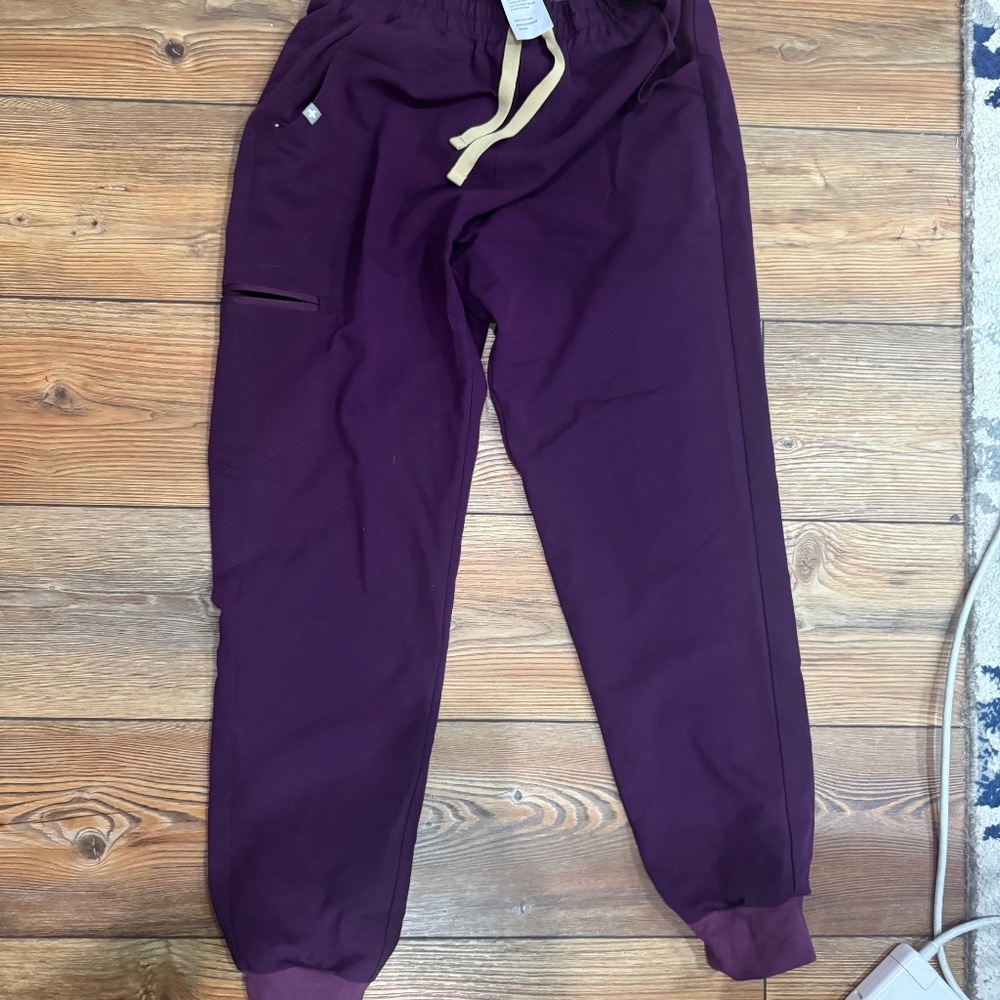Figs Scrubs Bottoms Pants Joggers (purple) - S